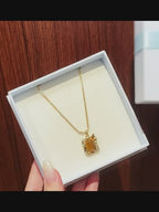 Collier en pierre naturelle Œil de tigre — Collier pull à double chaîne papillon