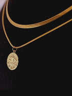 Collier mauvais œil omniscient