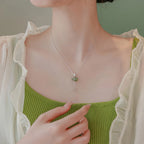 Collier à ajustement facile en quartz clair - Pureté intérieure et expression claire