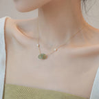 Collier à ajustement facile en quartz clair - Pureté intérieure et expression claire