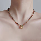 Natural Tiger Eye Stone Necklace — Vintage Oil Painting Style Lapel Pin Choker