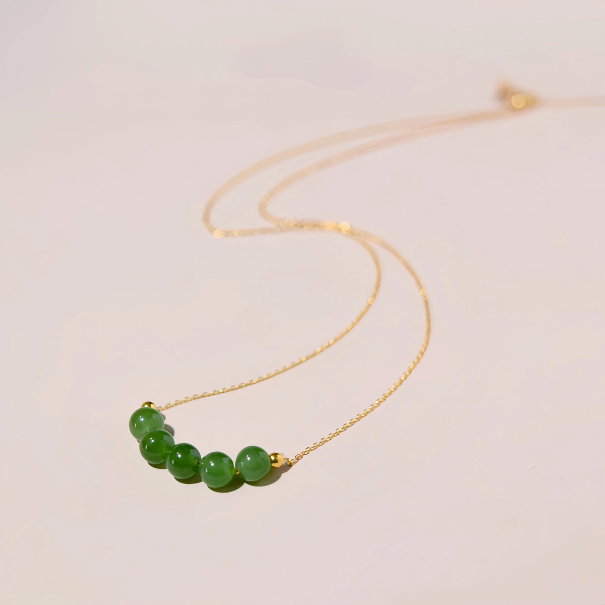 Collier à ajustement facile en quartz clair - Pureté intérieure et expression claire