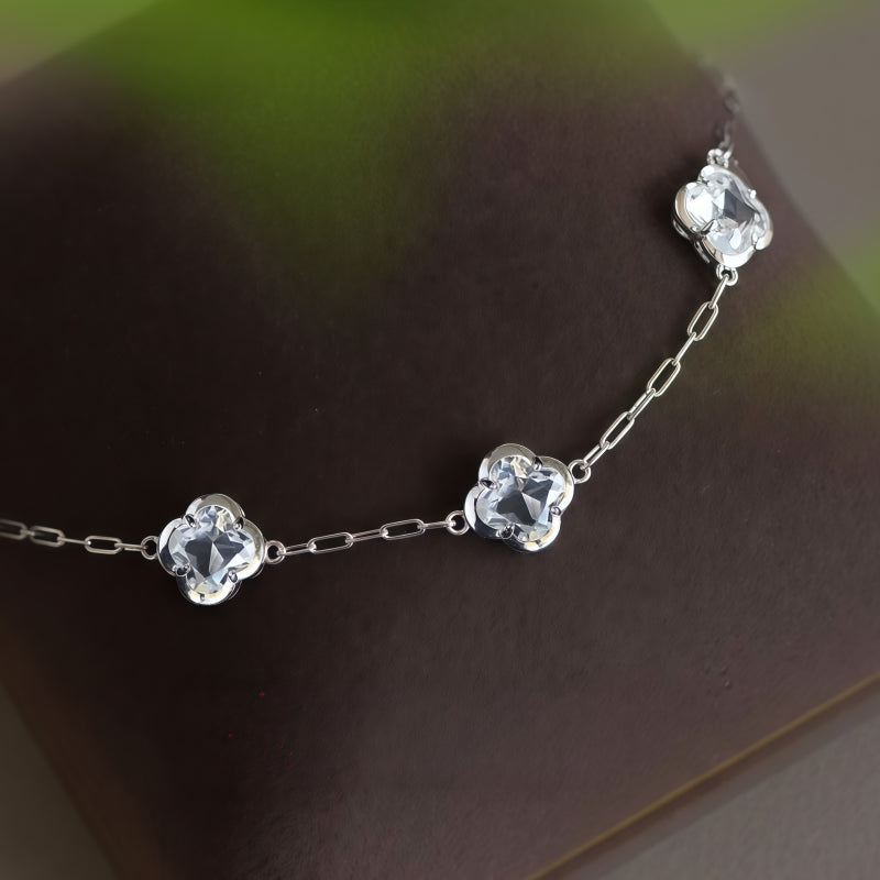 Collier Sakura en jade Hetian