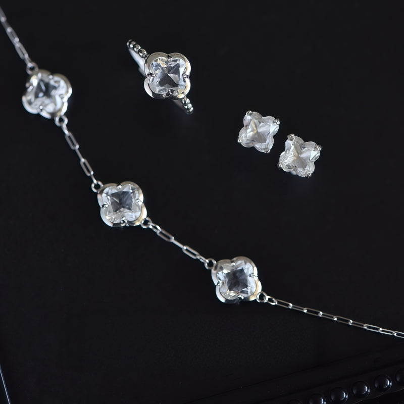 Collier Sakura en jade Hetian